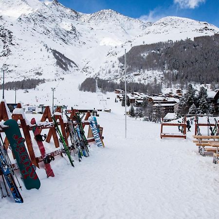 Hotel The Larix Ski-In Ski-Out Saas-Fee Ngoại thất bức ảnh