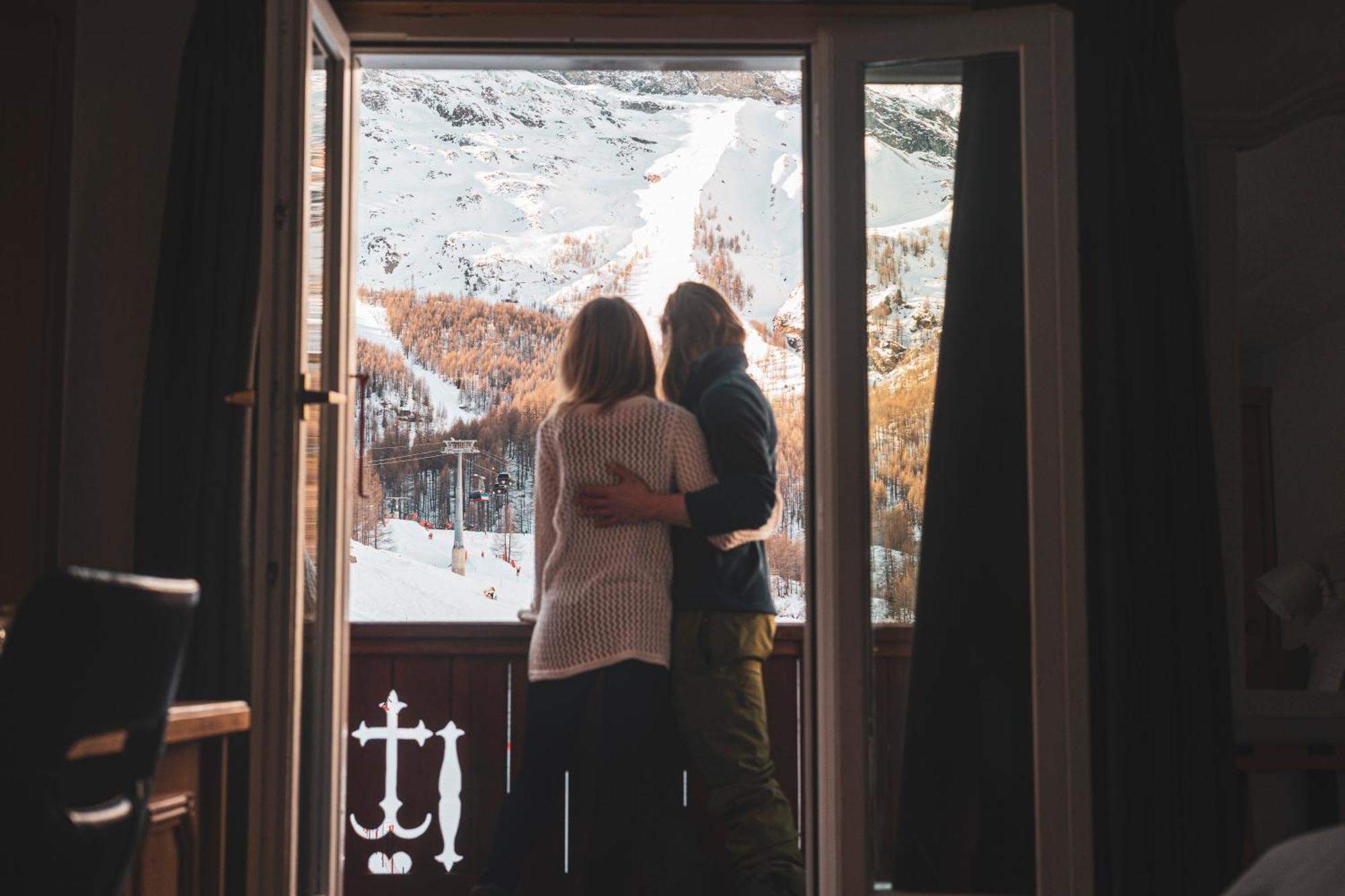 Hotel The Larix Ski-In Ski-Out Saas-Fee Ngoại thất bức ảnh