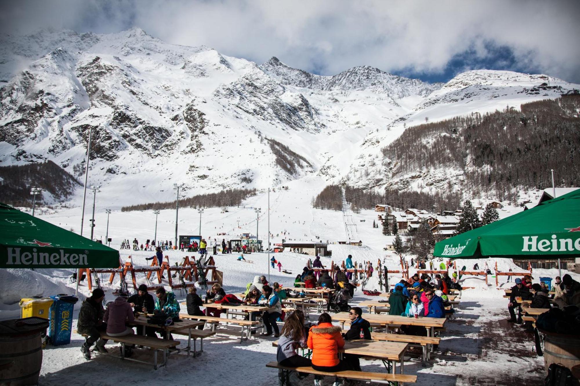 Hotel The Larix Ski-In Ski-Out Saas-Fee Ngoại thất bức ảnh
