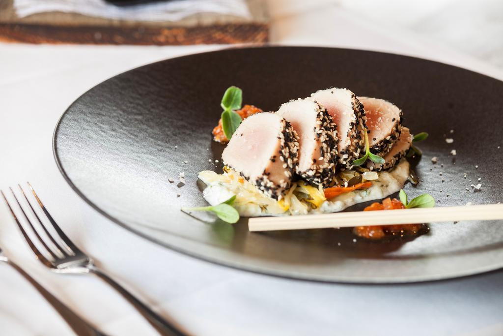Hotel The Larix Ski-In Ski-Out Saas-Fee Ngoại thất bức ảnh