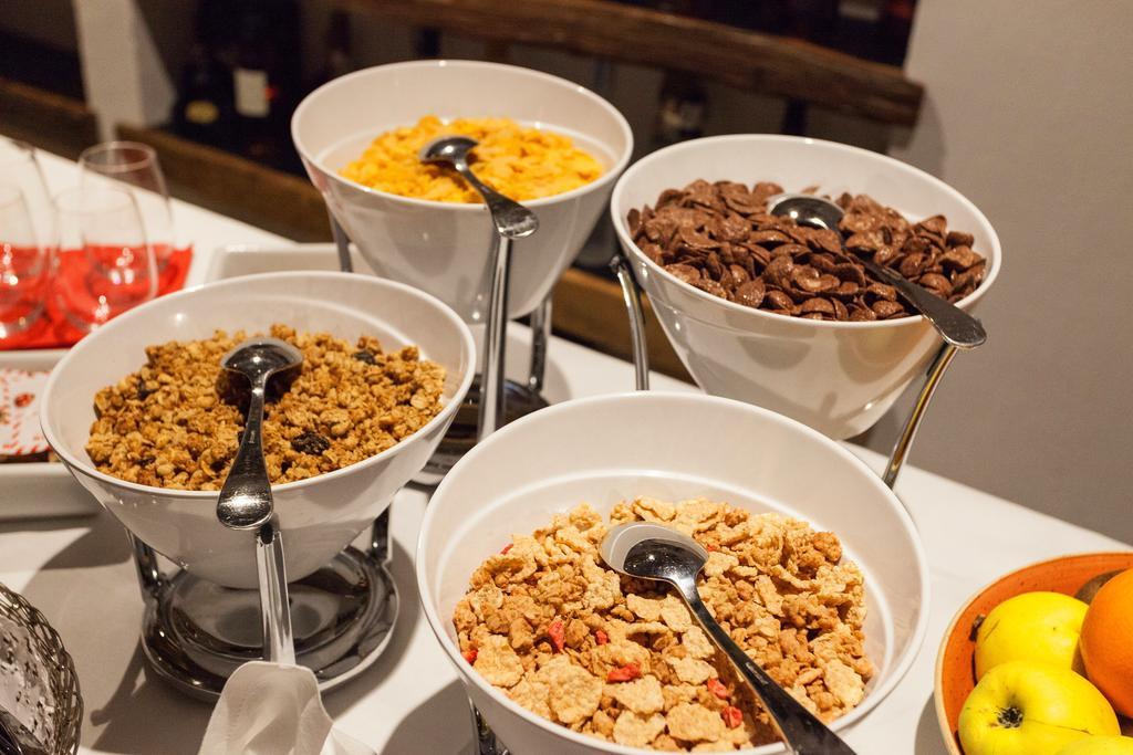 Hotel The Larix Ski-In Ski-Out Saas-Fee Ngoại thất bức ảnh